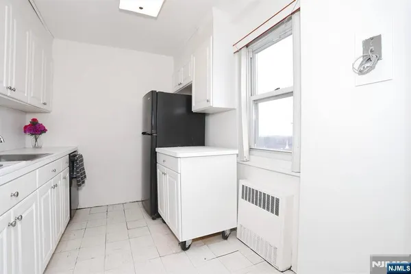 $115,000 | 280 Prospect, Unit 6J, Hackensack, NJ 07601