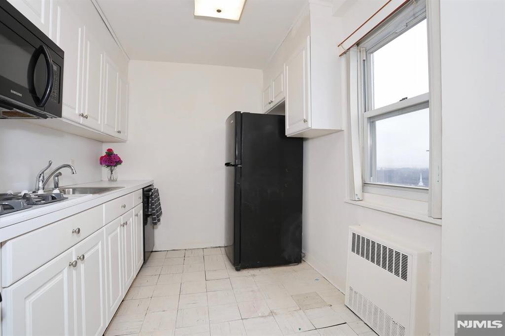 280 Prospect, Unit 6J Hackensack, NJ 07601 - Photo 21 of 43