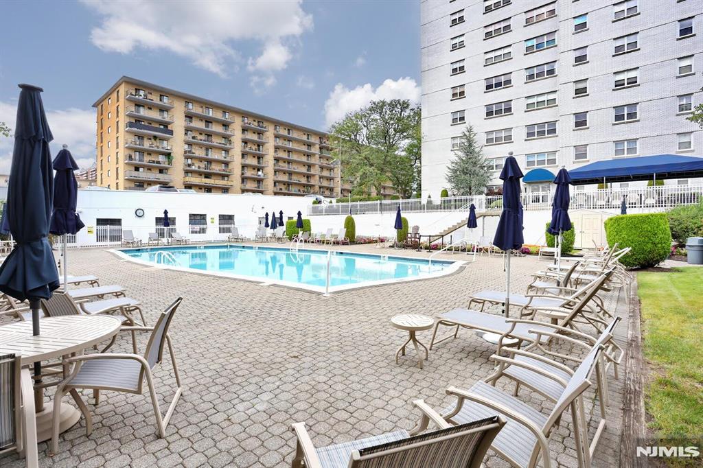 280 Prospect, Unit 6J Hackensack, NJ 07601 - Photo 35 of 43