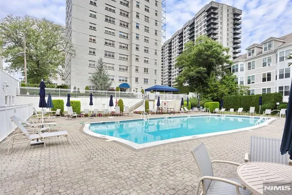 $115,000 | 280 Prospect, Unit 6J, Hackensack, NJ 07601