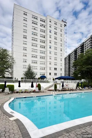 $115,000 | 280 Prospect, Unit 6J, Hackensack, NJ 07601