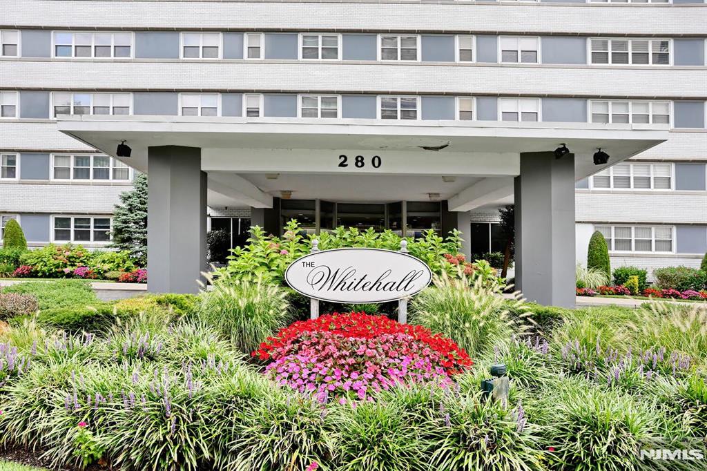 280 Prospect, Unit 6J Hackensack, NJ 07601 - Photo 5 of 43