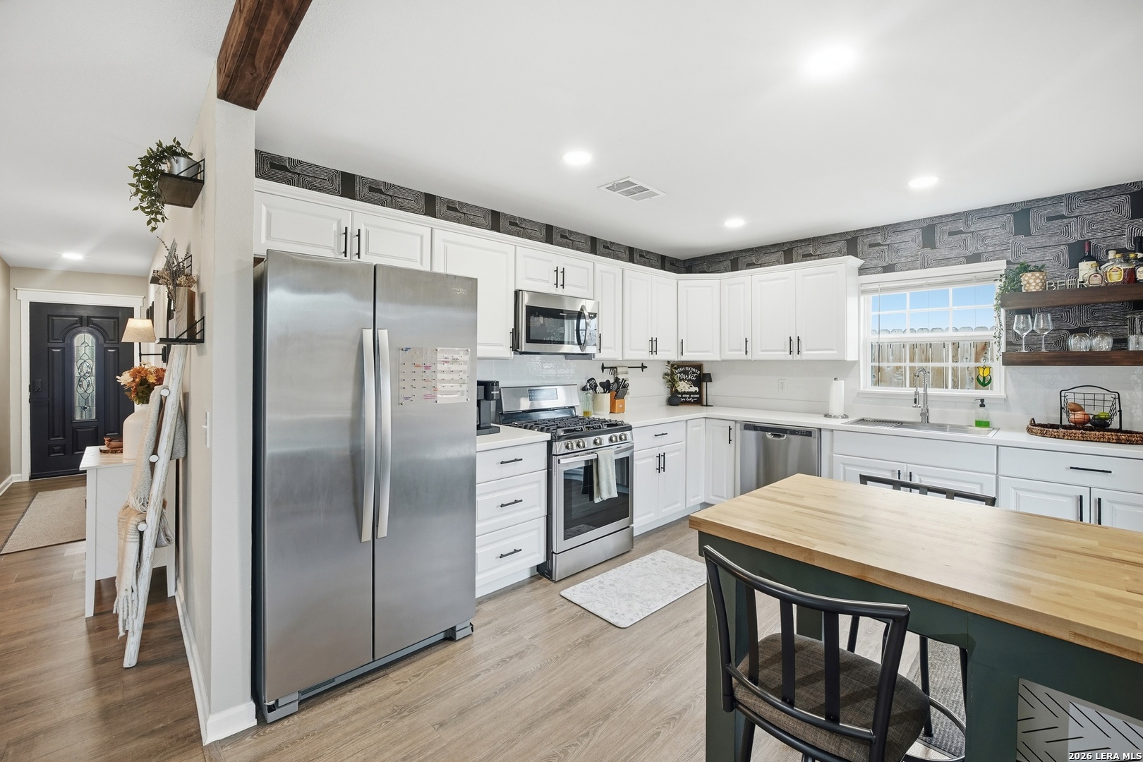 9816 Meadow Way Converse, TX 78109 - Photo 17 of 40