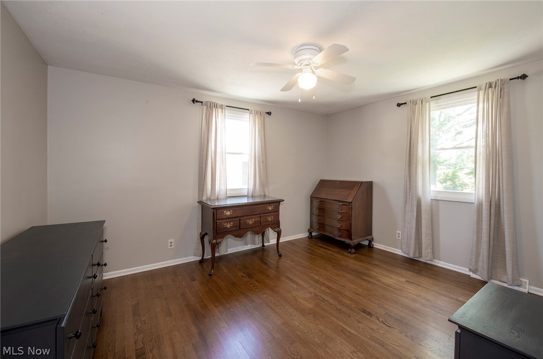 28005 Knickerbocker Road Bay Village, OH 44140 - Photo 13 of 25 Bedroom 2