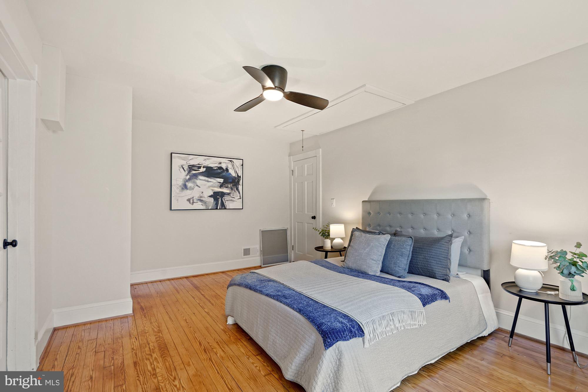 2705 1st Road South Arlington, VA 22204 - Photo 11 of 26 Walk-in closet included!