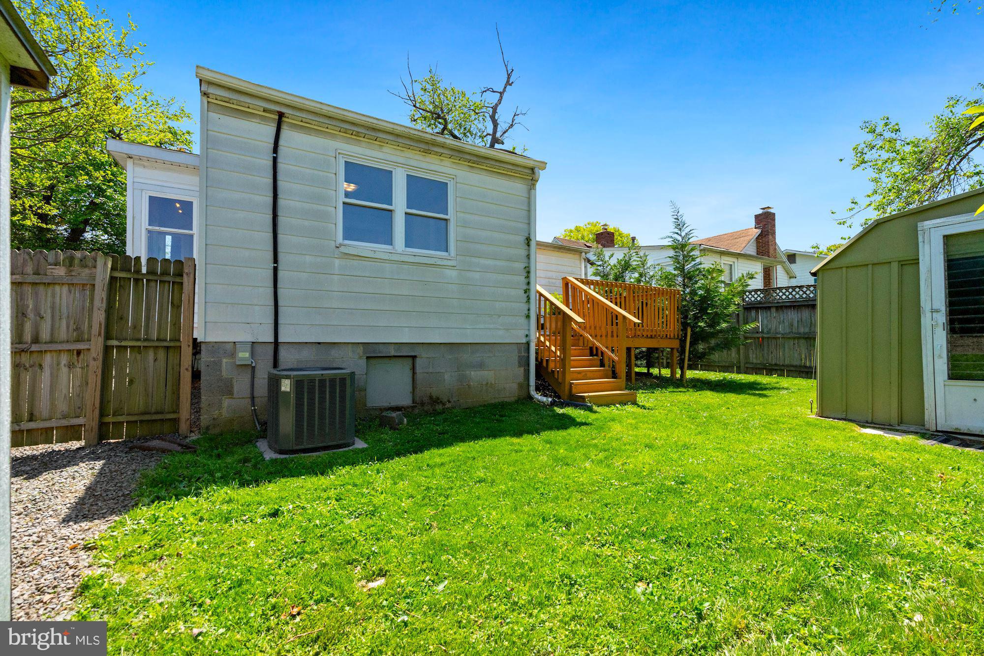 2705 1st Road South Arlington, VA 22204 - Photo 22 of 26 Easy to maintain yard