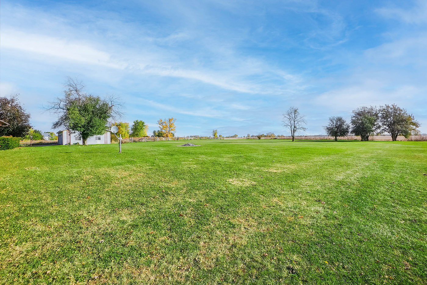1850 Little Rock Road Plano, IL 60545 - Photo 24 of 30 a view of a golf course with a garden