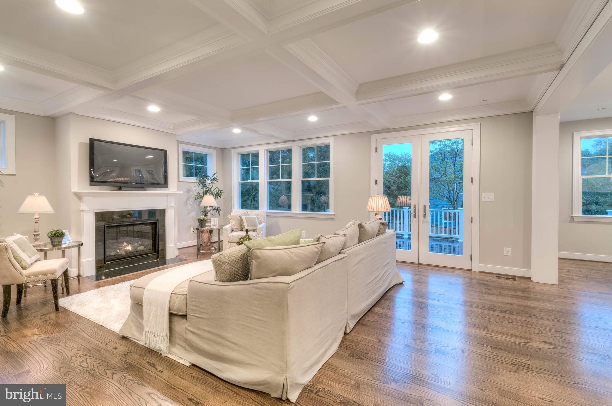 9505 Edgeley Road Bethesda, MD 20814 - Photo 2 of 14 Family Room