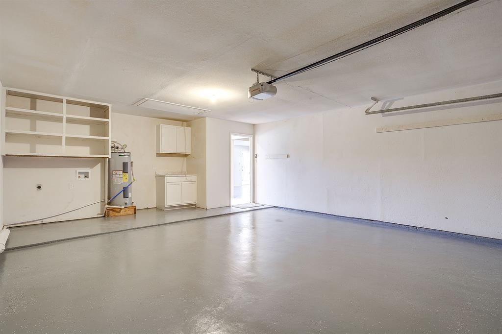 1812 Briar Run Benbrook, TX 76126 - Photo 19 of 30