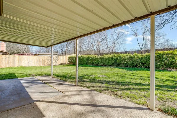 $285,000 | 1812 Briar Run, Benbrook, TX 76126