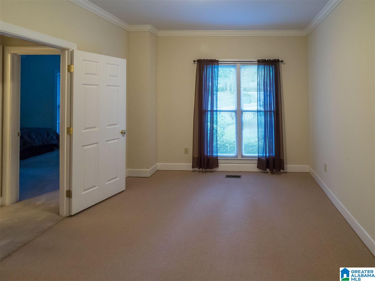 3605 Ridgecrest Road Mountain Brook, AL 35223 - Photo 16 of 32