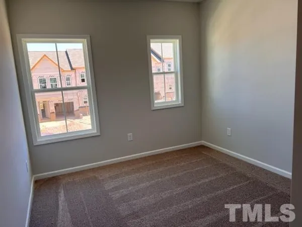 $1,800 | 802 Star Rdg Drive, Raleigh, NC 27610