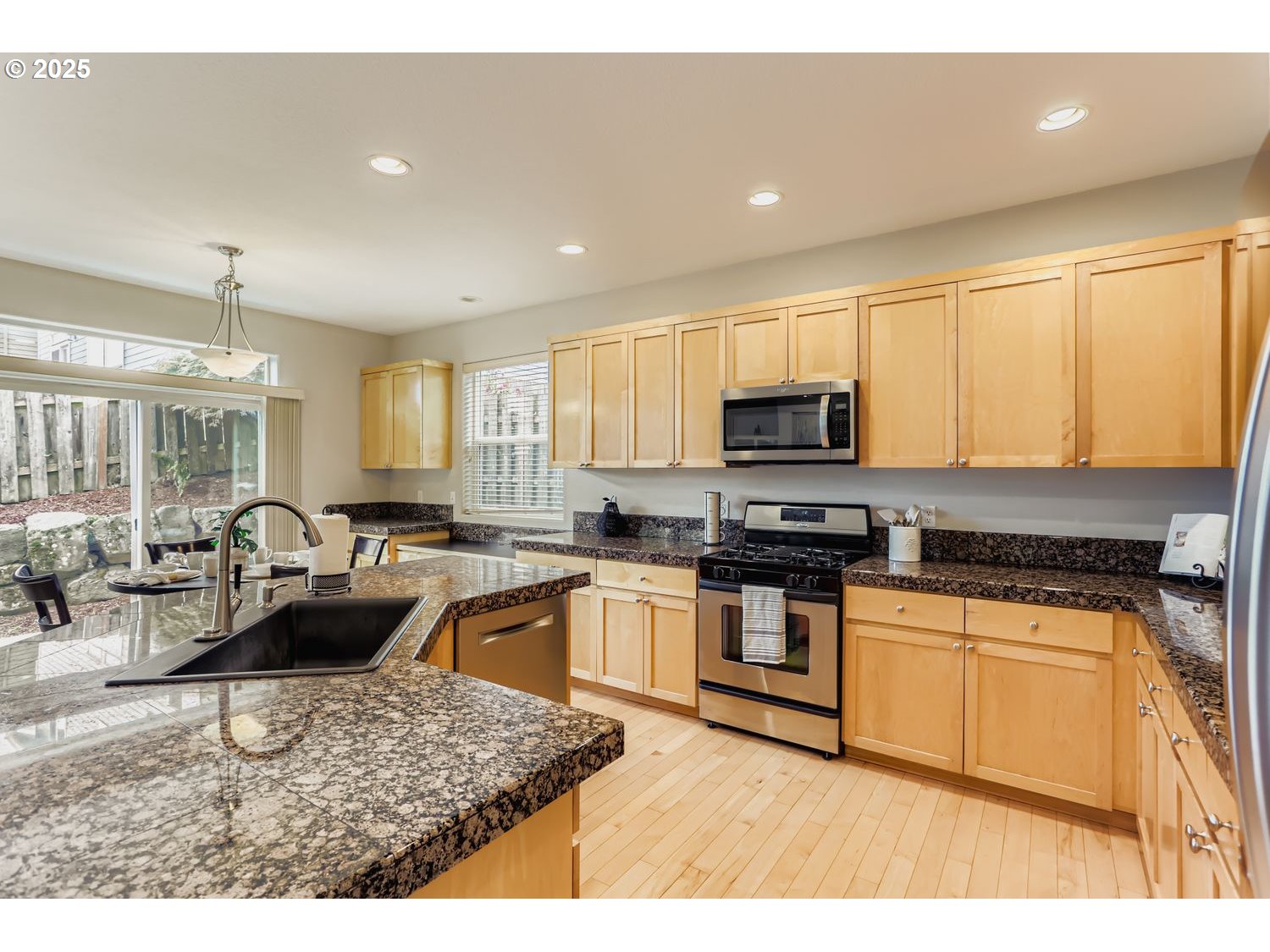 14770 Southwest Citrine Way Beaverton, OR 97007 - Photo 18 of 41