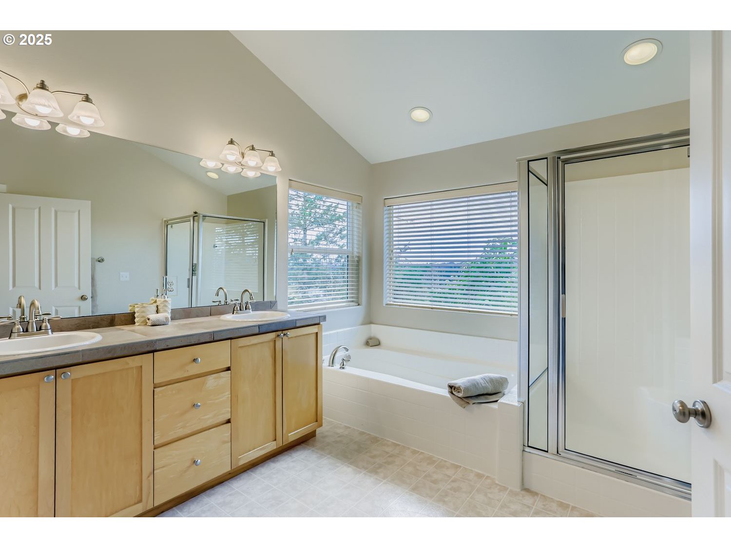 14770 Southwest Citrine Way Beaverton, OR 97007 - Photo 27 of 41