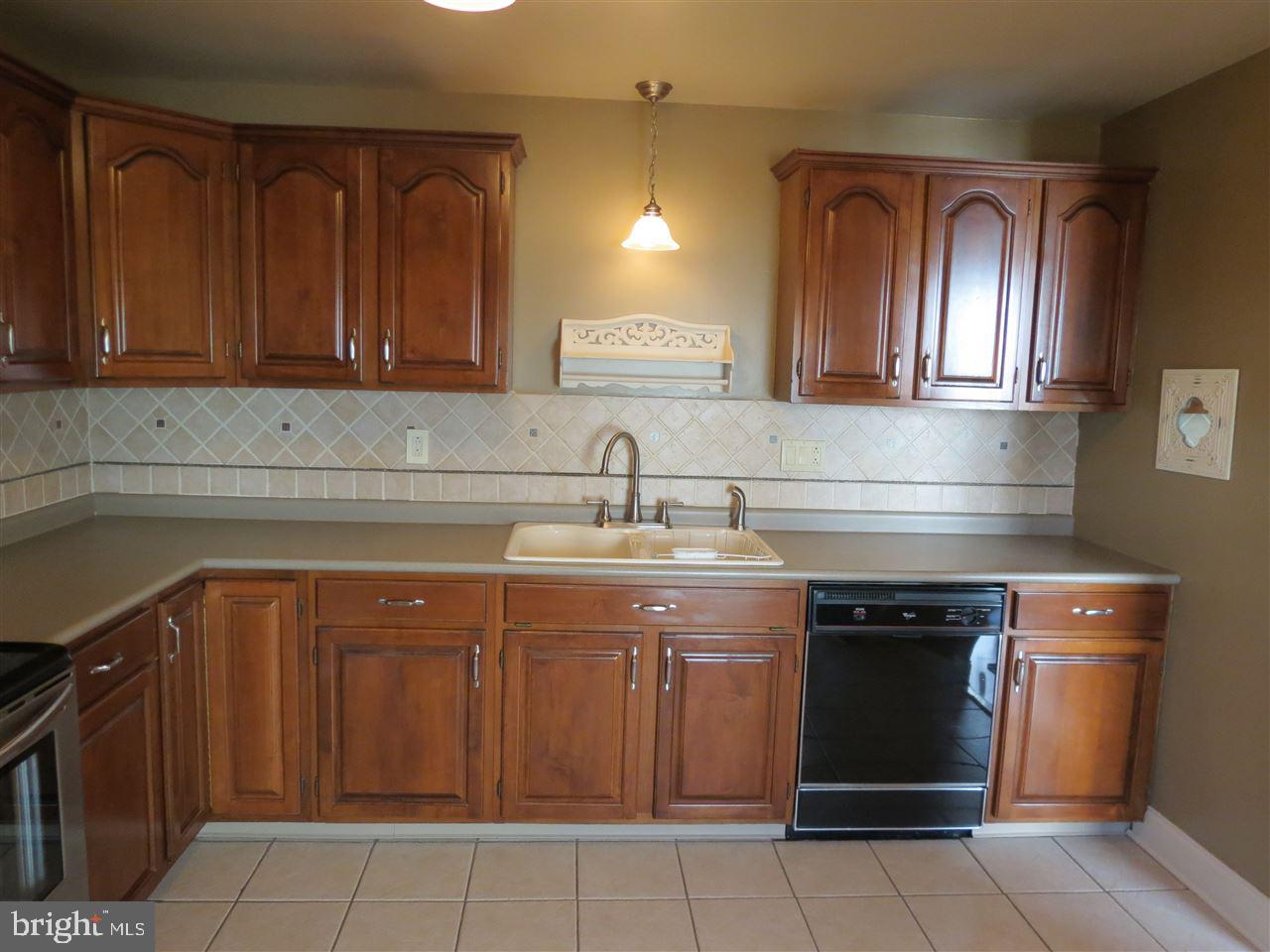 2017 E Raleigh Road Hummelstown, PA 17036 - Photo 6 of 16 Gallery Image 6
