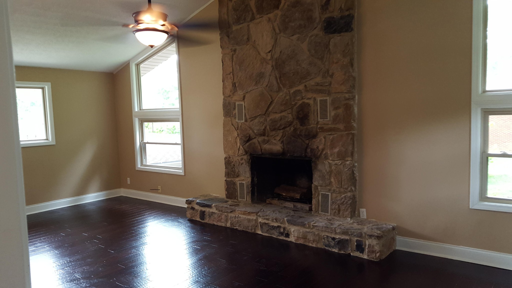 108 Indian Lane Oak Ridge, TN 37830 - Photo 3 of 23 Gallery Image 3