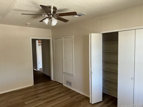 $1,625 | 8816 Oakbrook Street, San Antonio, TX 78221