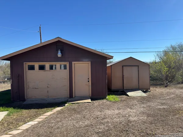 $1,625 | 8816 Oakbrook Street, San Antonio, TX 78221
