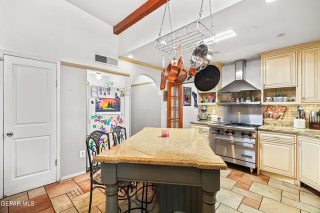 $189,999 | 404 Lesa Lane, El Paso, TX 79915