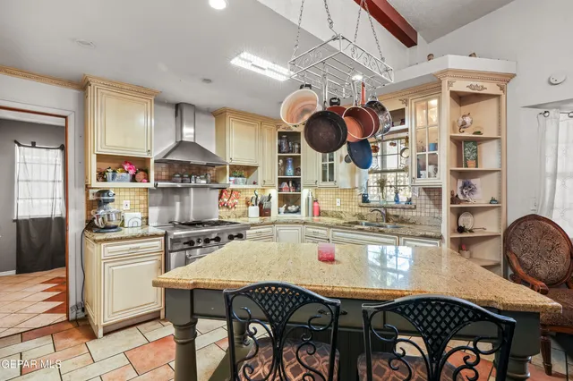 $189,999 | 404 Lesa Lane, El Paso, TX 79915