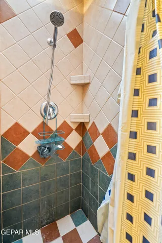 $189,999 | 404 Lesa Lane, El Paso, TX 79915