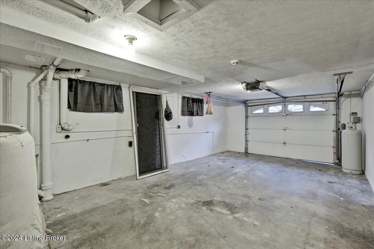 12931 Bearcamp Road Louisville, KY 40272 - Photo 32 of 47 29-12931 Bearcamp Rd