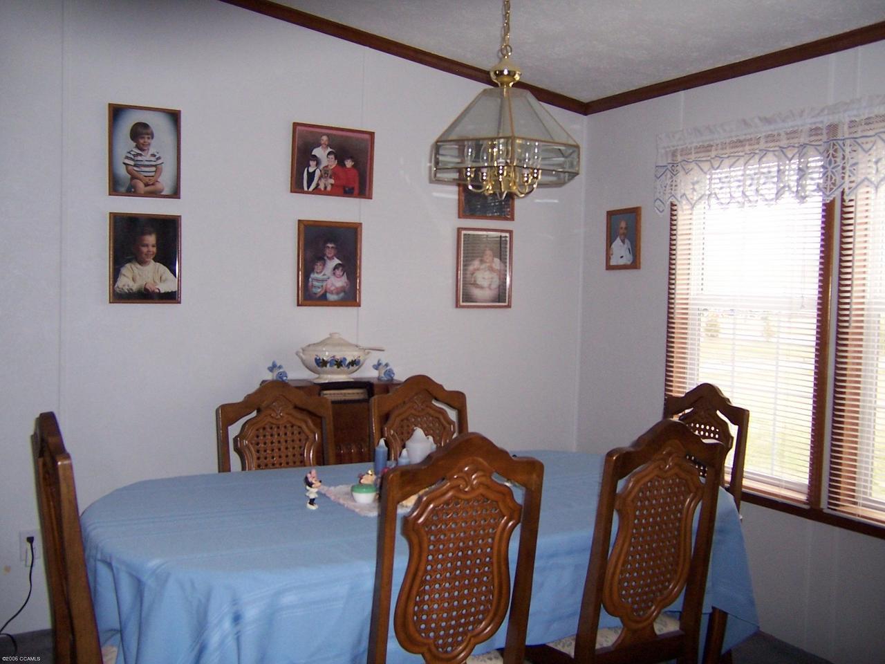 367 Morton Farm Road Hubert, NC 28539 - Photo 5 of 6 Dining Room