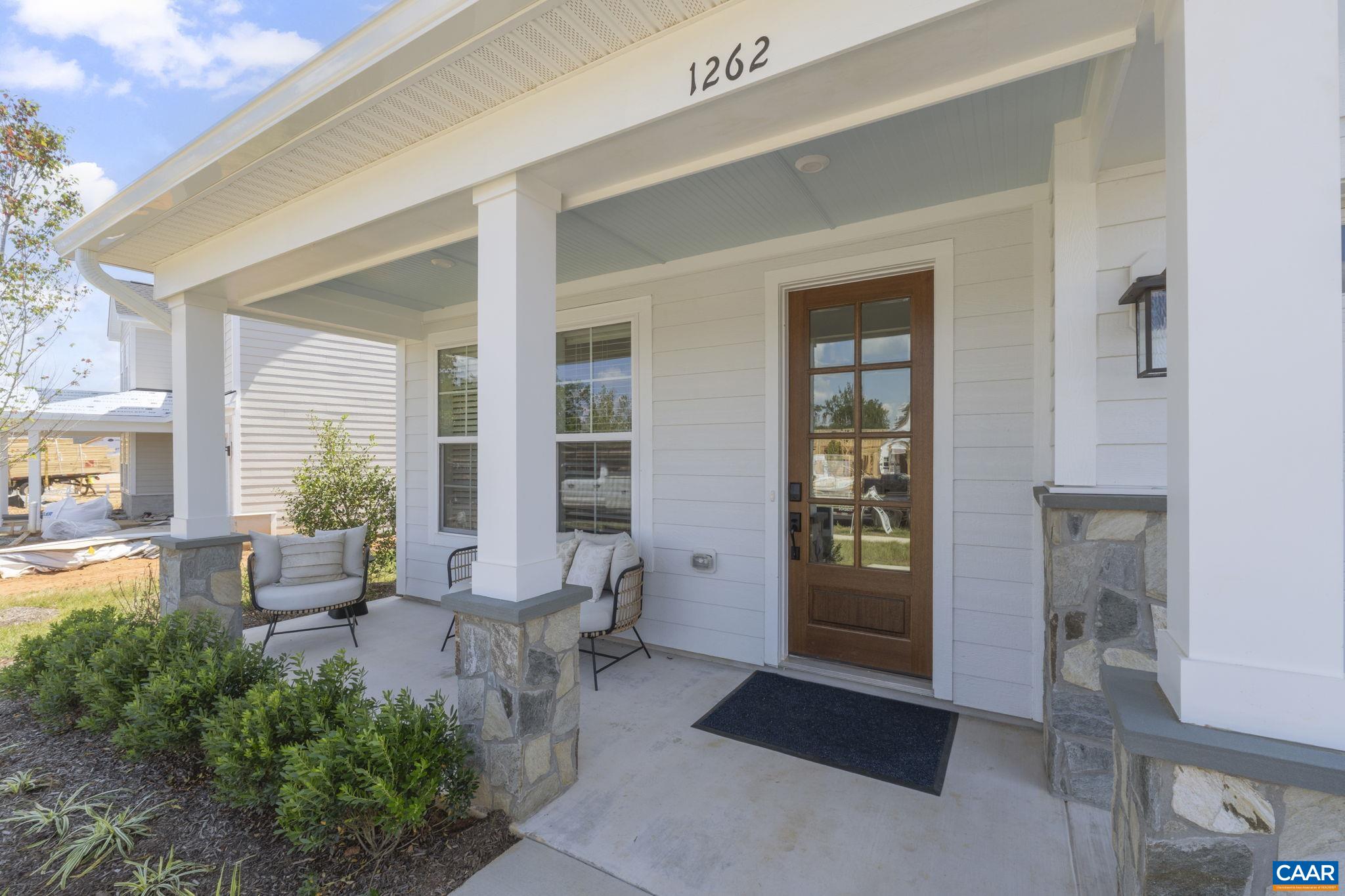109 Marcella Street Charlottesville, VA 22911 - Photo 4 of 49 a living room with furniture