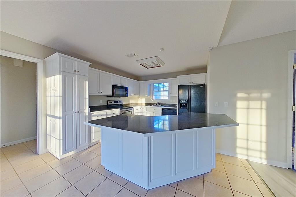 2395 North Clough Bay Road Waycross, GA 31503 - Photo 14 of 35