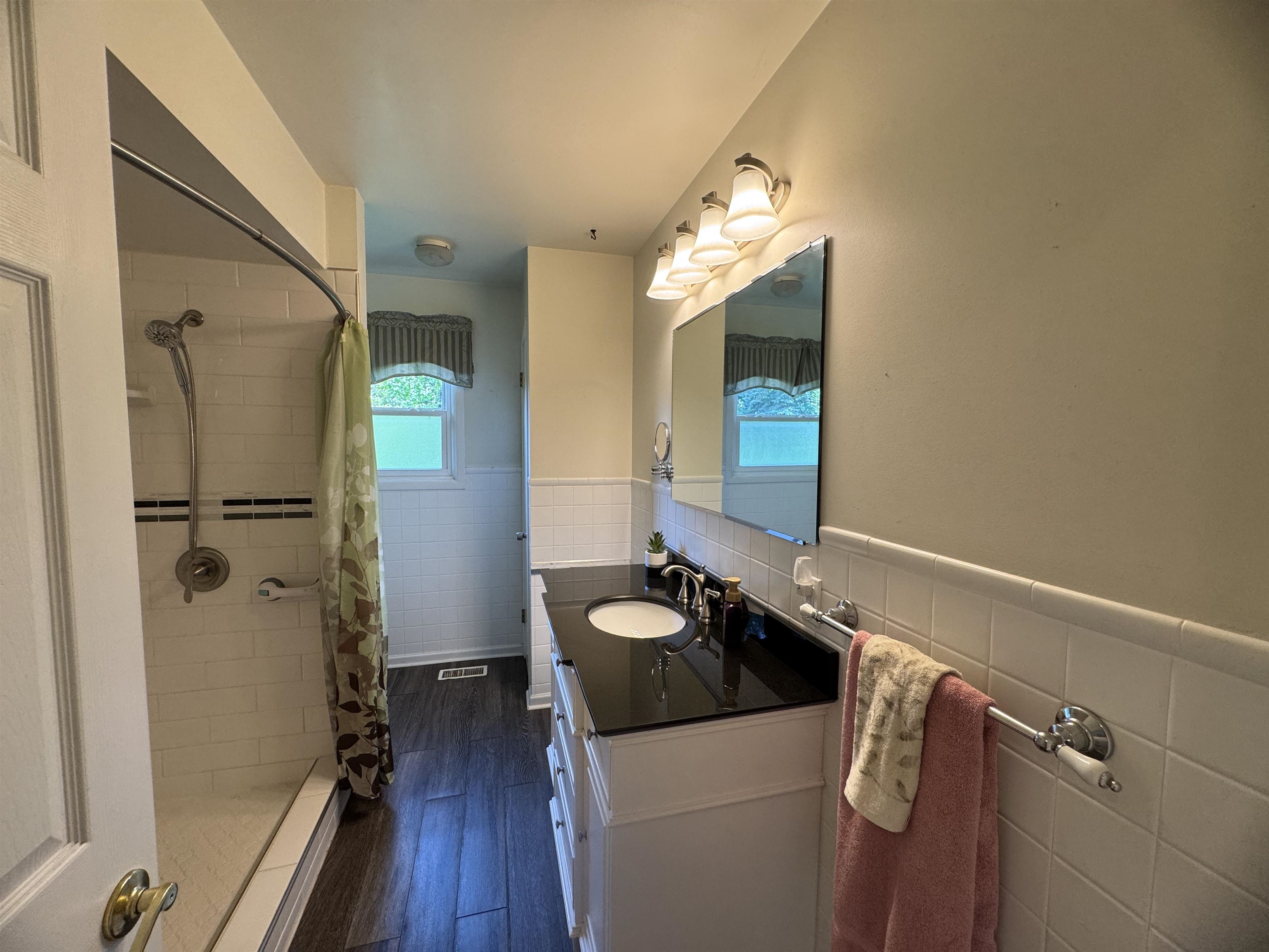 12501 North Jennings Road Clio, MI 48420 - Photo 13 of 27 50183127-de5c67eb-6849-4406-92b4-37e551343e55.JPG