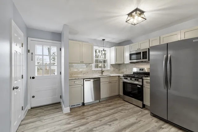 $3,200 | 124 Chadwick Street, North Andover, MA 01845