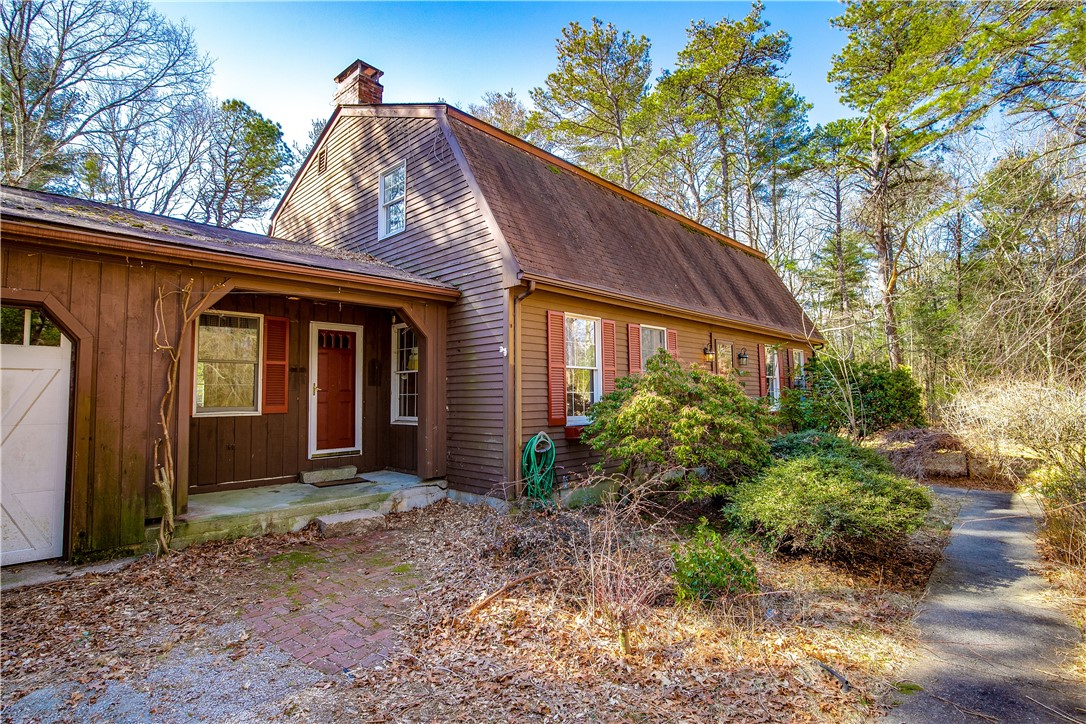13 Hoxsie Road Richmond, RI 02892 - Photo 1 of 42