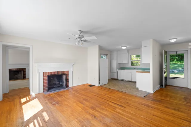 $1,999,500 | 301 Osbrook Point, Stonington, CT 06379