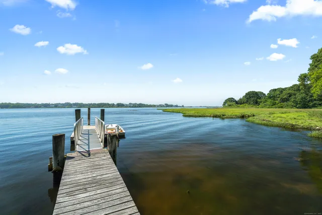 $1,999,500 | 301 Osbrook Point, Stonington, CT 06379