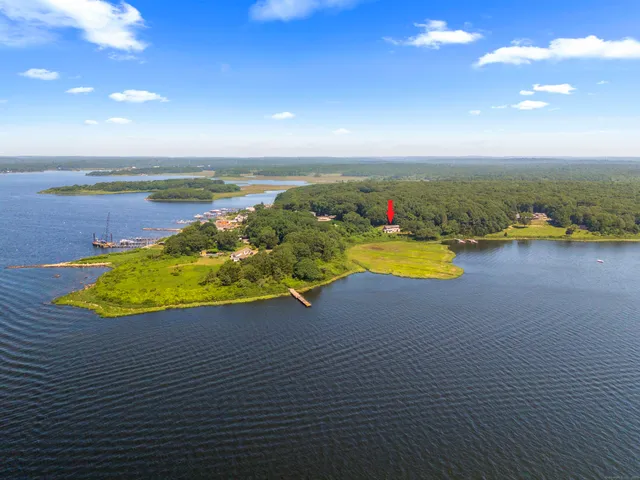 $1,999,500 | 301 Osbrook Point, Stonington, CT 06379