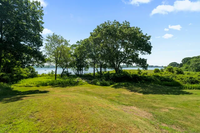 $1,999,500 | 301 Osbrook Point, Stonington, CT 06379