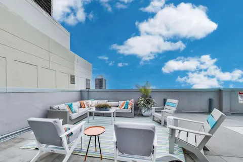 $650,000 | 1110 North Lake Shore Drive, Unit 29S, Chicago, IL 60611