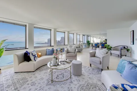 $650,000 | 1110 North Lake Shore Drive, Unit 29S, Chicago, IL 60611