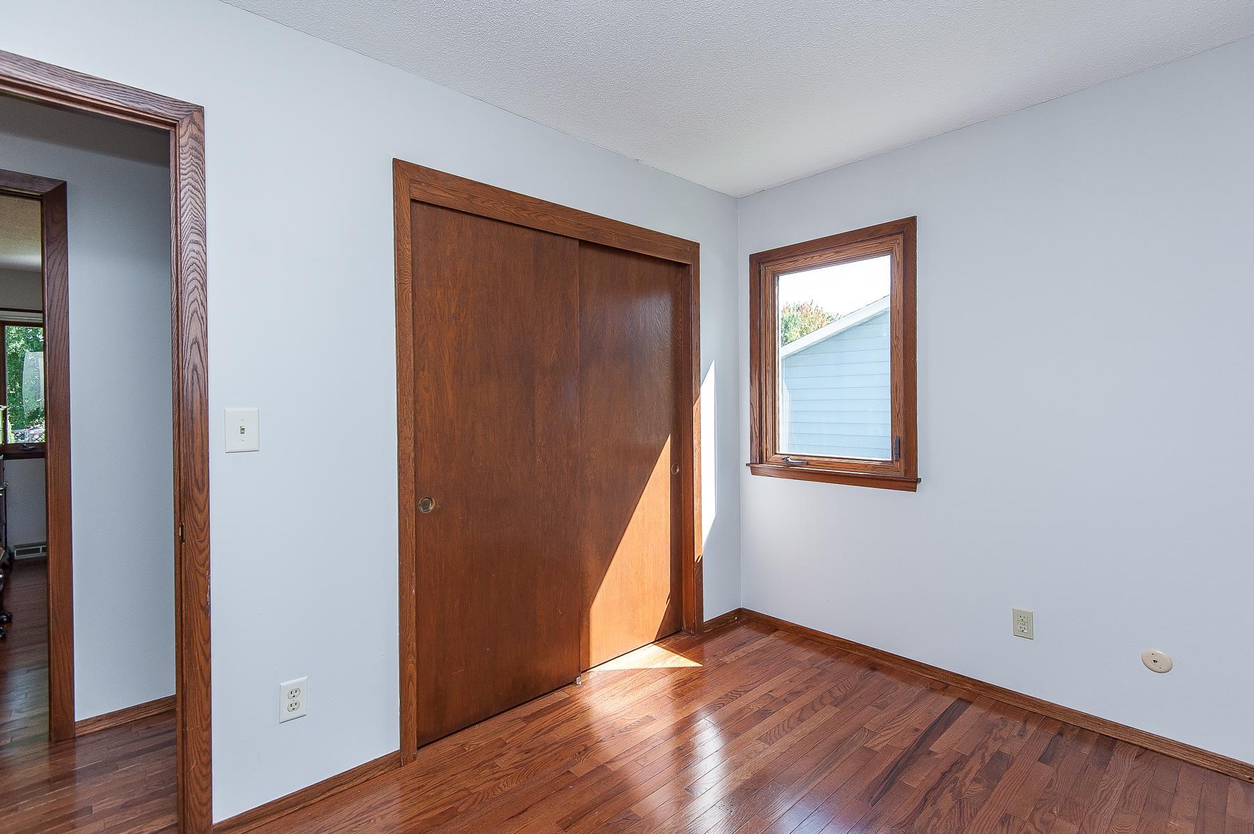 215 26th Street Northwest Rochester, MN 55901 - Photo 18 of 31