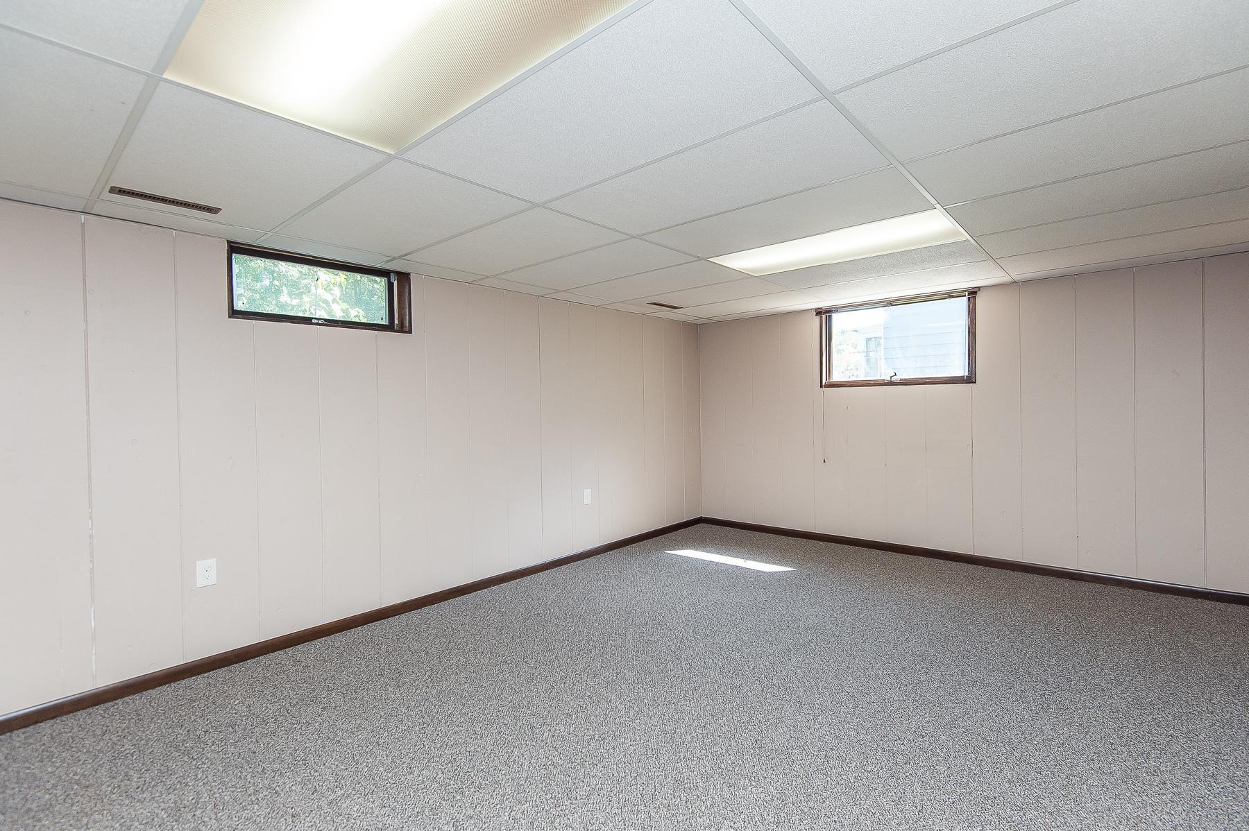 215 26th Street Northwest Rochester, MN 55901 - Photo 19 of 31