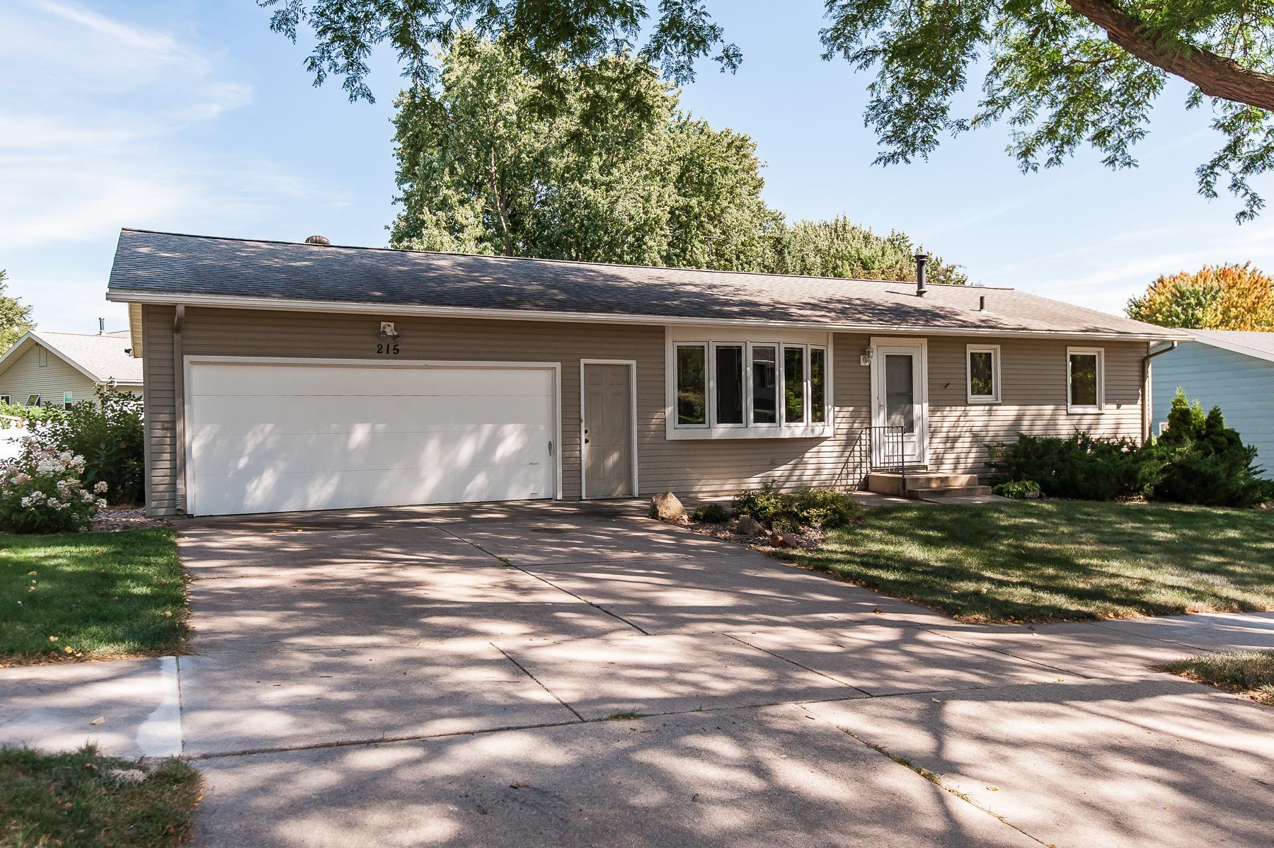 215 26th Street Northwest Rochester, MN 55901 - Photo 25 of 31