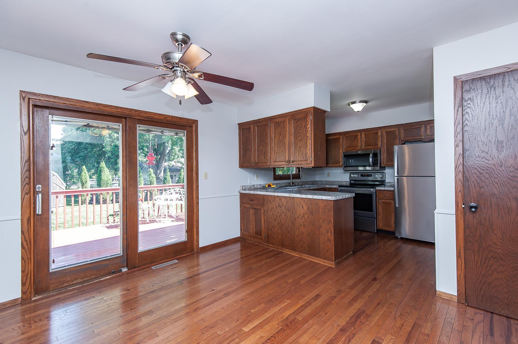 215 26th Street Northwest Rochester, MN 55901 - Photo 7 of 31