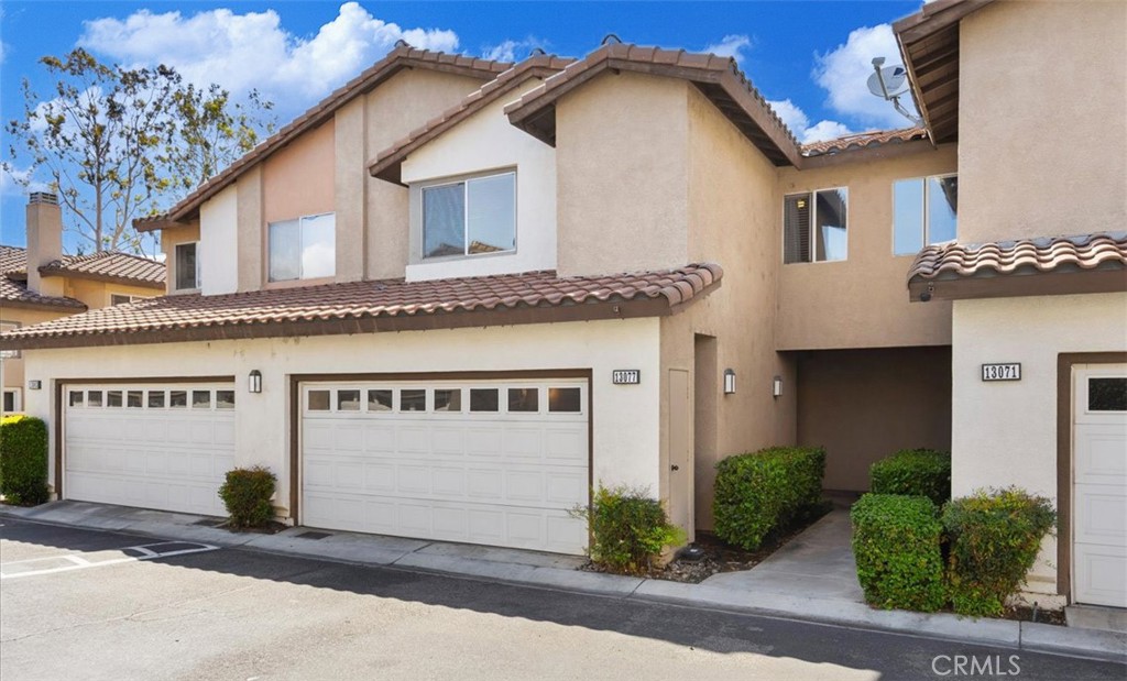 13077 Vía Salvia Riverside, CA 92503 - Photo 2 of 41