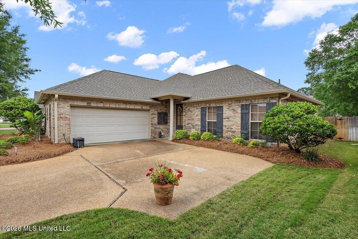 302 Camber Court Brandon, MS 39047 - Photo 2 of 19 02-HTP_3616