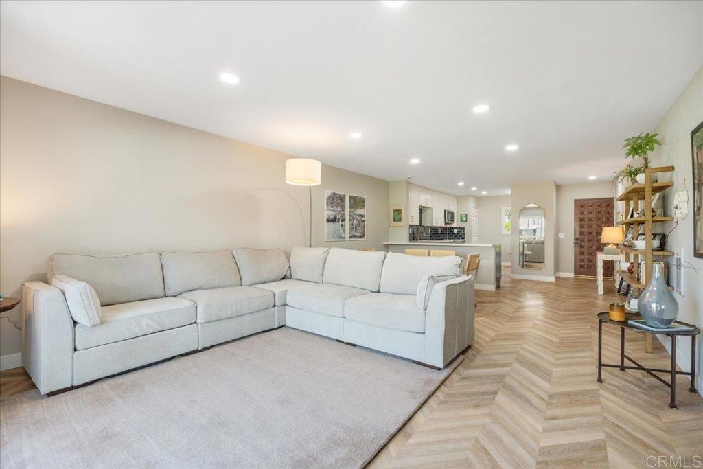 2600 Torrey Pines Road, Unit B38 La Jolla, CA 92037 - Photo 7 of 28