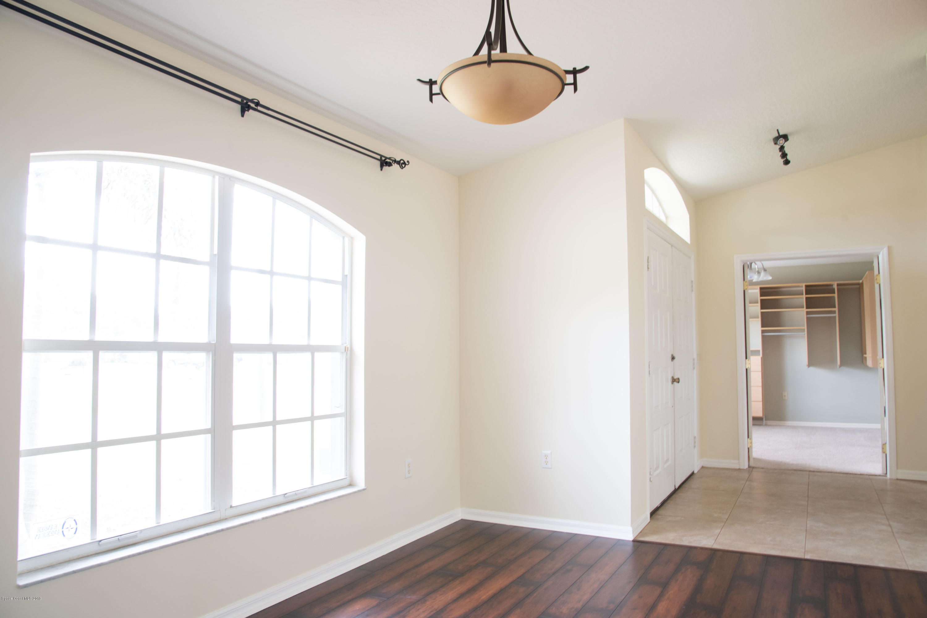 327 Lisa Road Northeast Palm Bay, FL 32907 - Photo 11 of 27 Dining