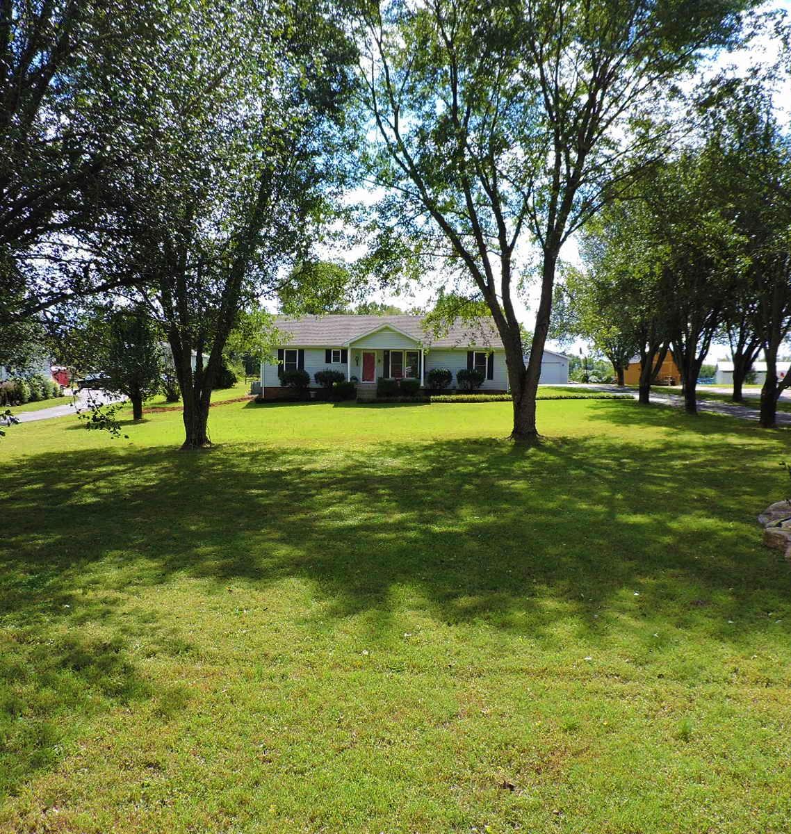 424 Goshen Road Lebanon, TN 37087 - Photo 2 of 29 a view of a trees in a yard