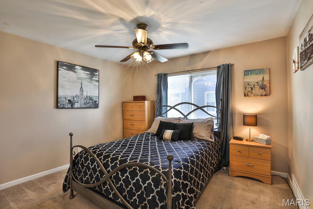 326 East Glendale Road Webster Groves, MO 63119 - Photo 11 of 21