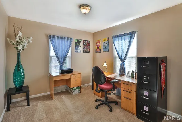 $223,000 | 326 East Glendale Road, Webster Groves, MO 63119