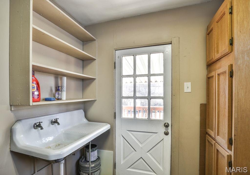 326 East Glendale Road Webster Groves, MO 63119 - Photo 17 of 21